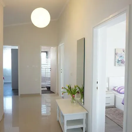 アパート Sunset ザダル