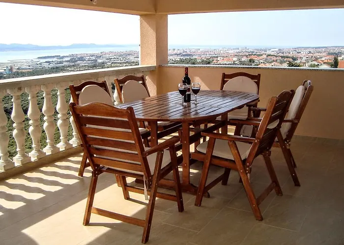 Sunset 아파트 자다르